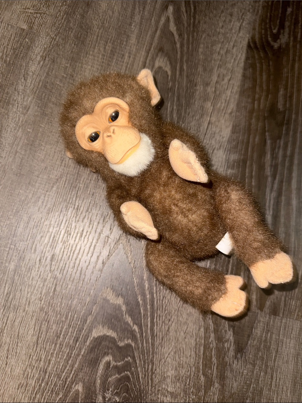 Vintage FurReal Friends Newborn Brown Chimpanzee no bottle